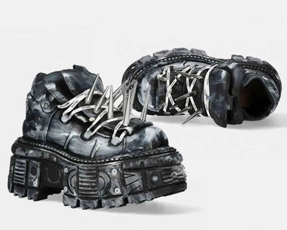 Platform Spiked Rivet Motorcycle Boot Men and Women 2024 New Punk Rock Pumps Round Toe Fashion Street 35-45 Sports Casual Boots