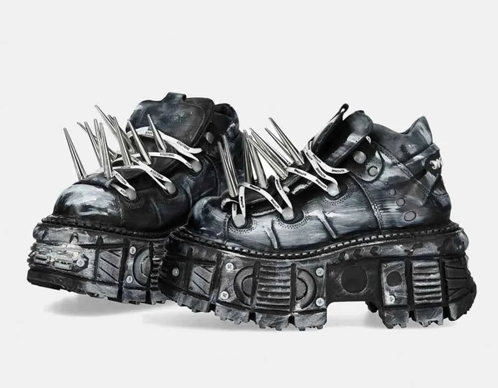 Platform Spiked Rivet Motorcycle Boot Men and Women 2024 New Punk Rock Pumps Round Toe Fashion Street 35-45 Sports Casual Boots