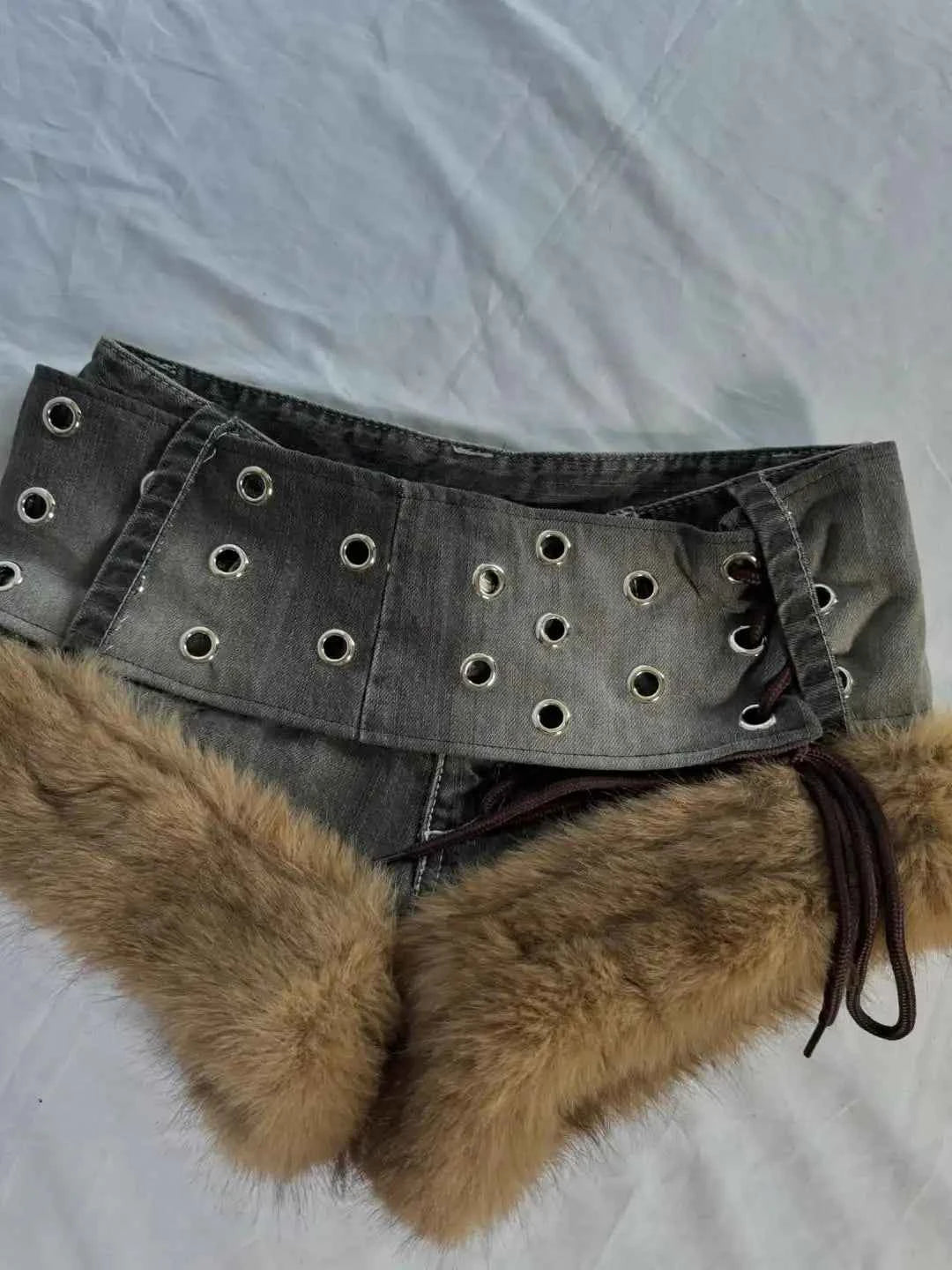 2026 Europe and America Style Hip Hop Style Splicing Fur Collar Mini Denim Shorts Womens Y2k Personality Popular Sexy Shorts