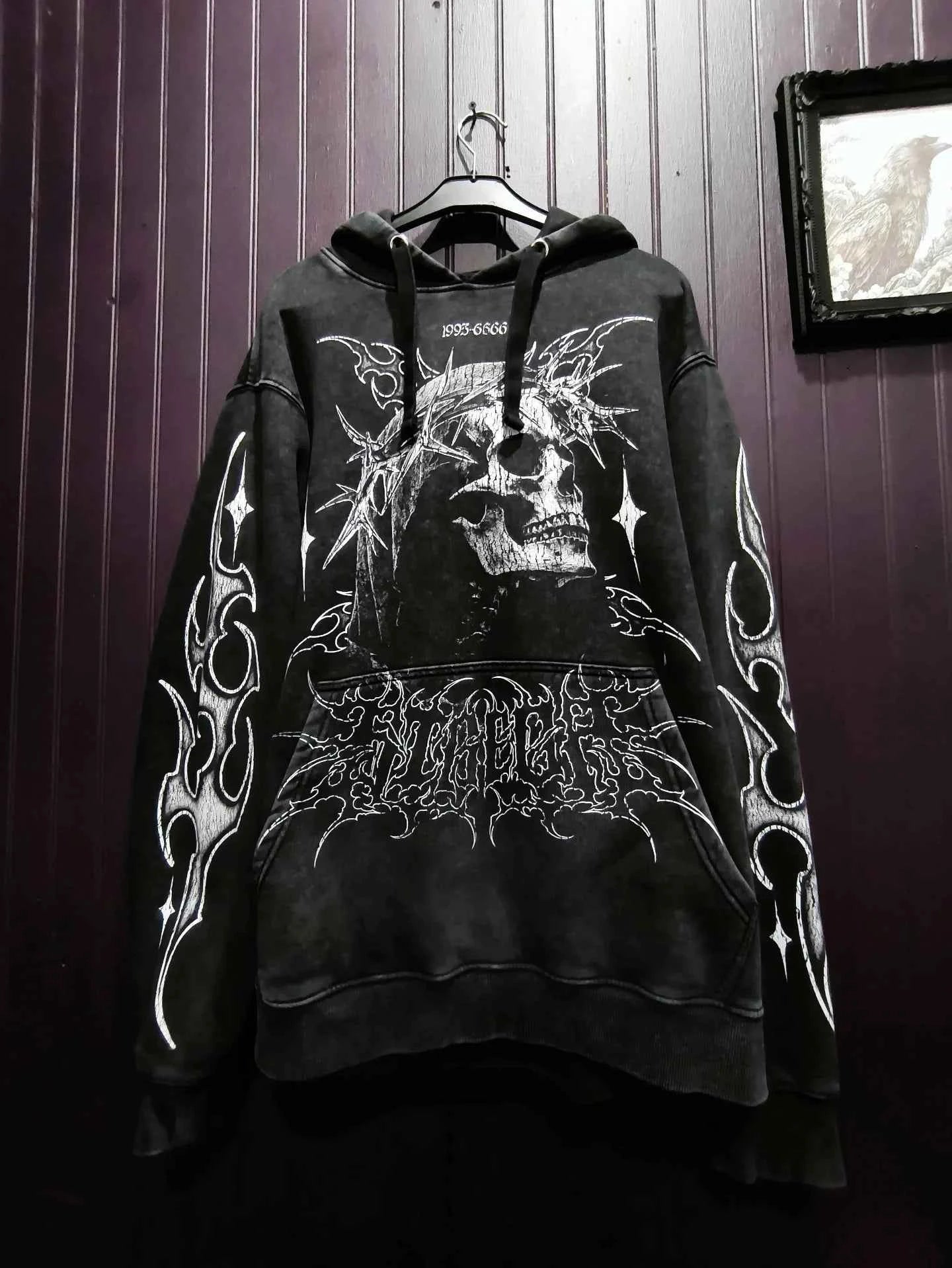 Y2K Black Hooded Sweatshirt for Men White Angel Themed Spike Print Street Fashion Trendy Top Unique Art Design