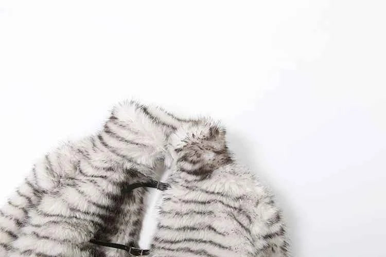 Kliou Sexy Fashion Crop Jacket Woman Autumn Trend Furry Warm Style Belt Metal Buckle Cardigan Full Sleeve High Street Jacket