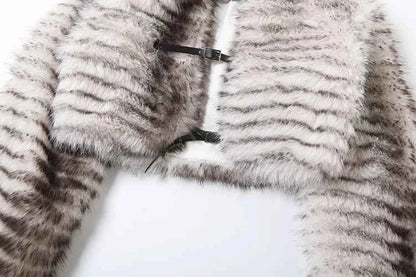 Kliou Sexy Fashion Crop Jacket Woman Autumn Trend Furry Warm Style Belt Metal Buckle Cardigan Full Sleeve High Street Jacket