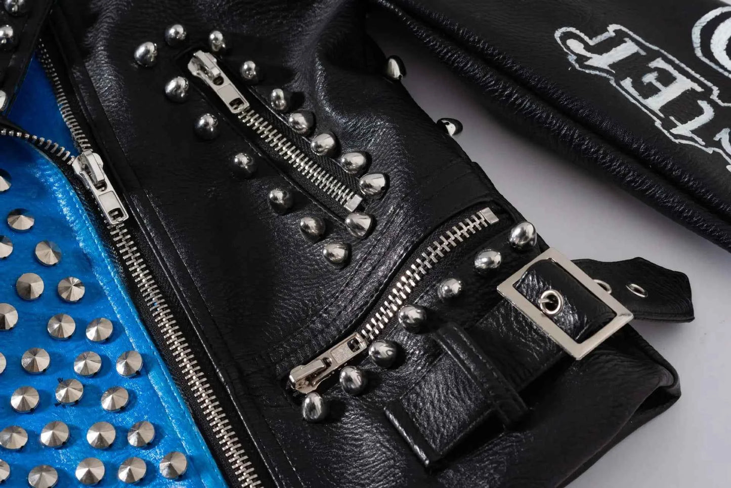 Streetwear Contrast Spliced Faux Leather Jacket for Women 2026 New Graffiti Print Punk Studded Slim Cropped Motorcycle Jackets