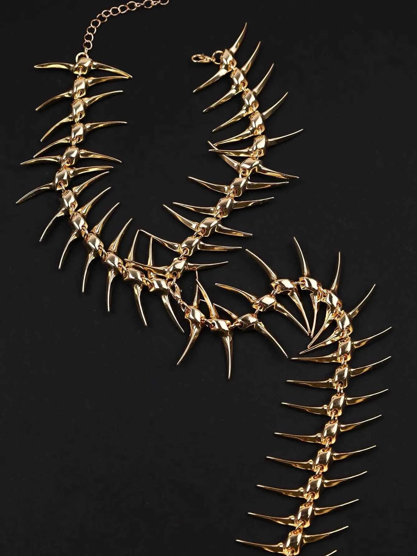 Edgy Niche Hip-Hop Thorn Skeleton Alloy Women's Necklace Accessories