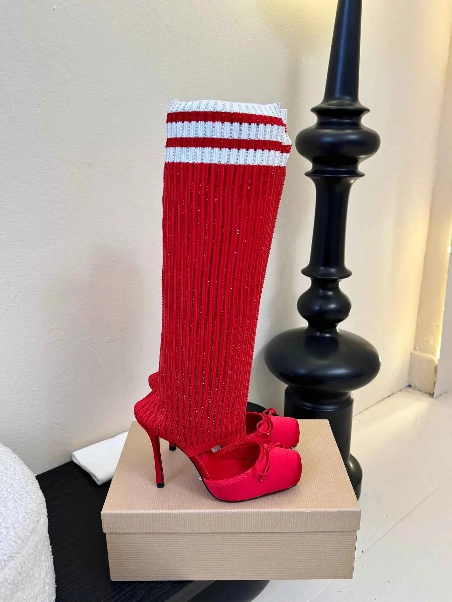 European AndAmerican Sexyrhinestone Elasticsocks Withsleeves Andknee Lengthcool Boots Forwomen's Fashion Shows and Banquet Shoes