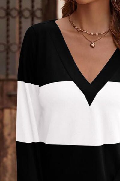 Decorative Button Contrast V-Neck Long Sleeve T-Shirt - Munsieur