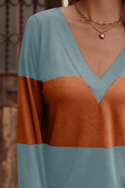 Decorative Button Contrast V-Neck Long Sleeve T-Shirt - Munsieur