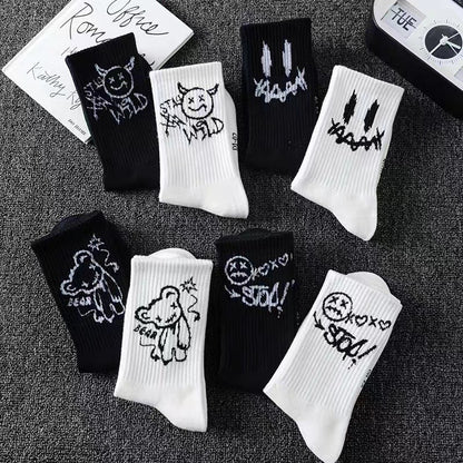 Men's Mid-calf Spring And Summer Trends Sports Black And White Socks - Munsieur