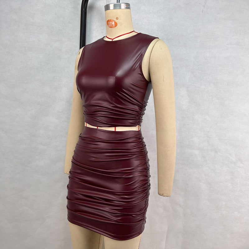 Women's PU Leather Sleeveless Midriff-baring Pleated Skirt Set