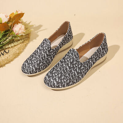 Contrast Round Toe Slip-Ons - Munsieur