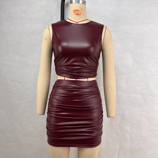 Women's PU Leather Sleeveless Midriff-baring Pleated Skirt Set