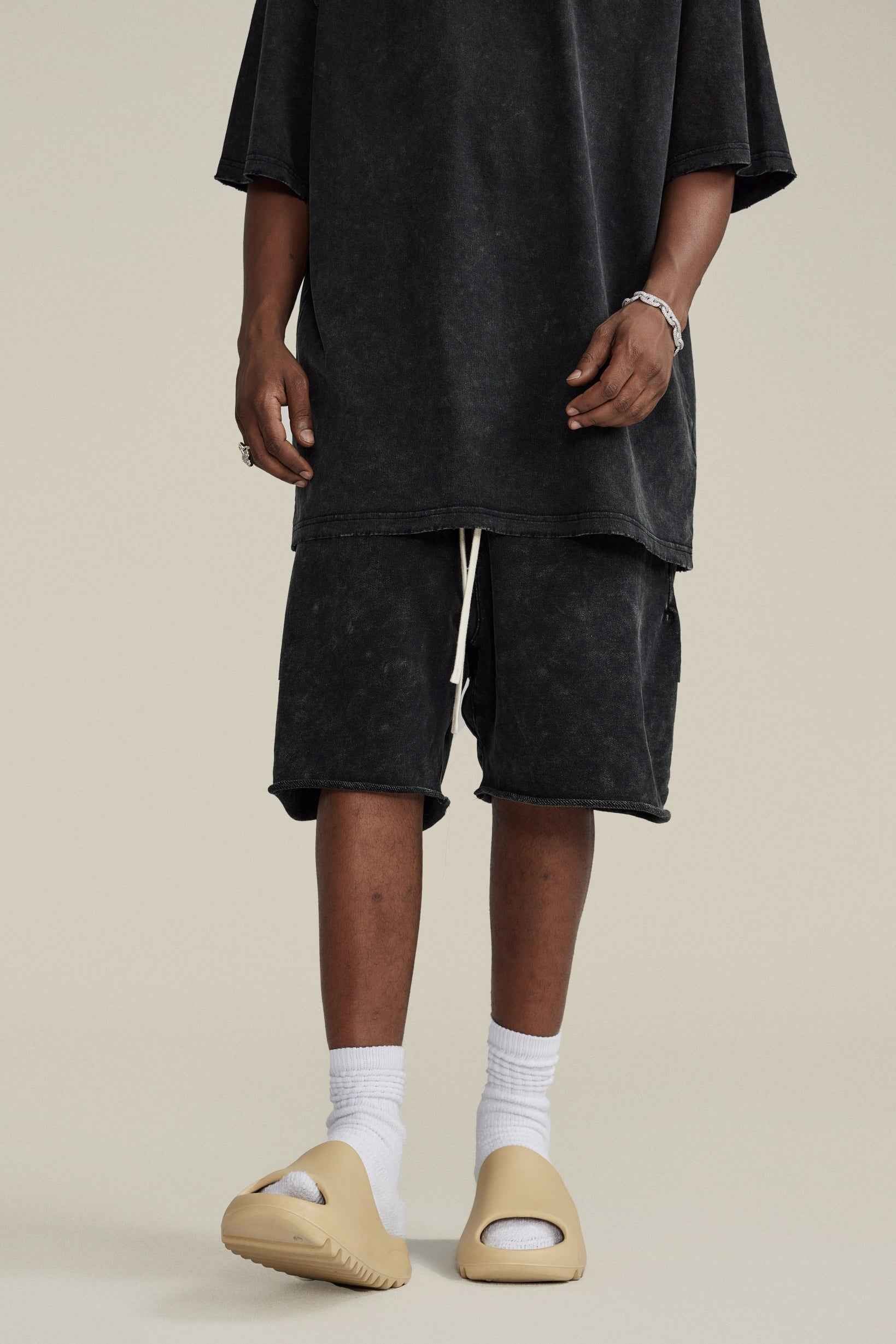 410GSM Men's Distressed Vintage-Wash Raw-Hem Shorts