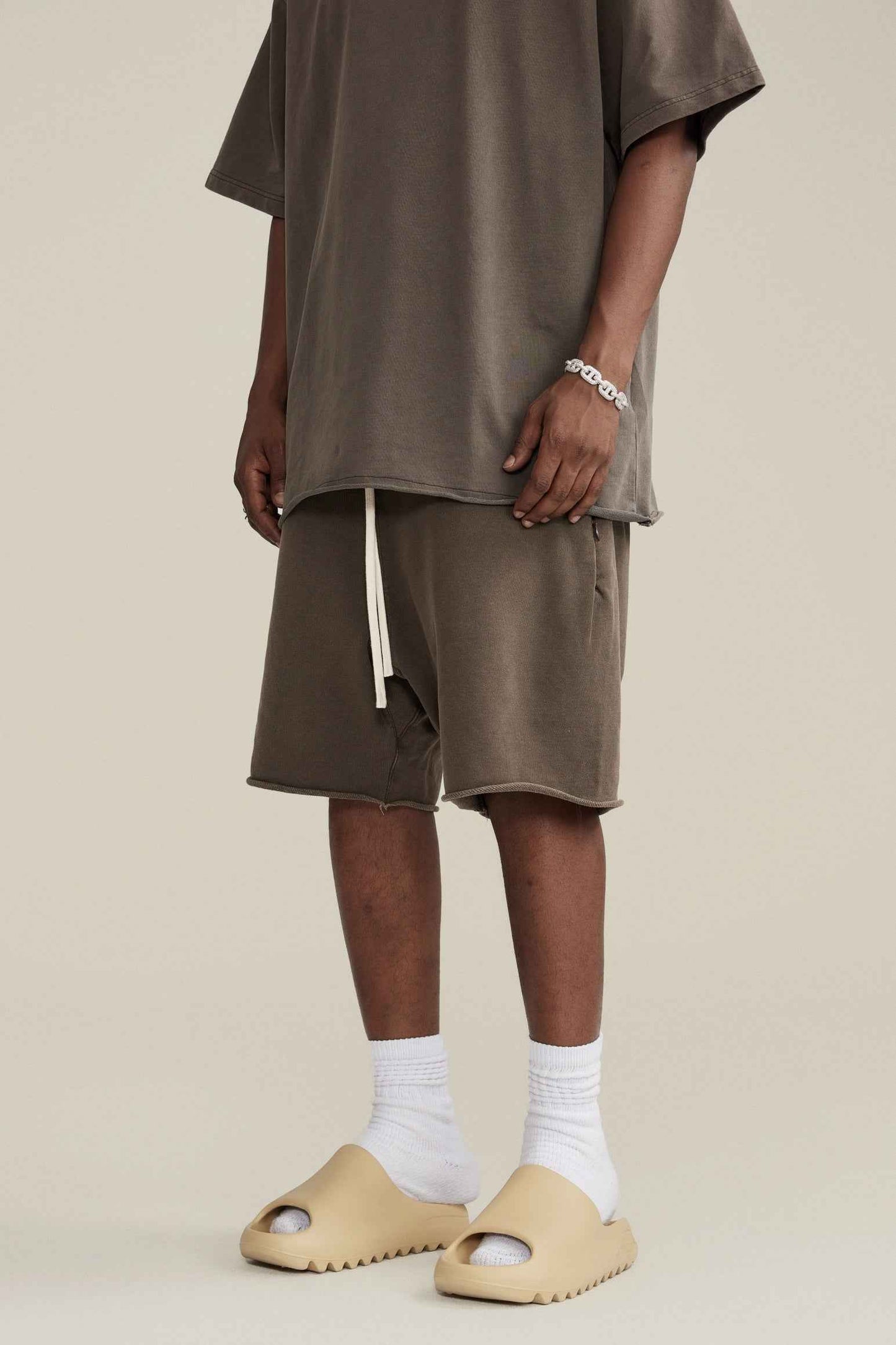 410GSM Men's Distressed Vintage-Wash Raw-Hem Shorts
