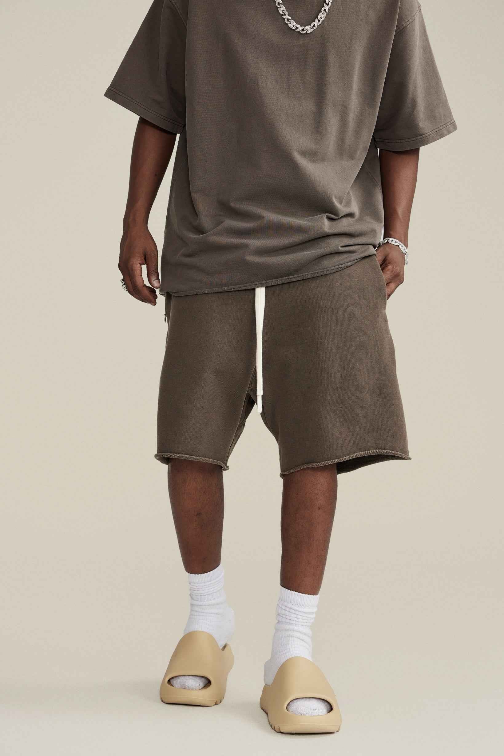 410GSM Men's Distressed Vintage-Wash Raw-Hem Shorts