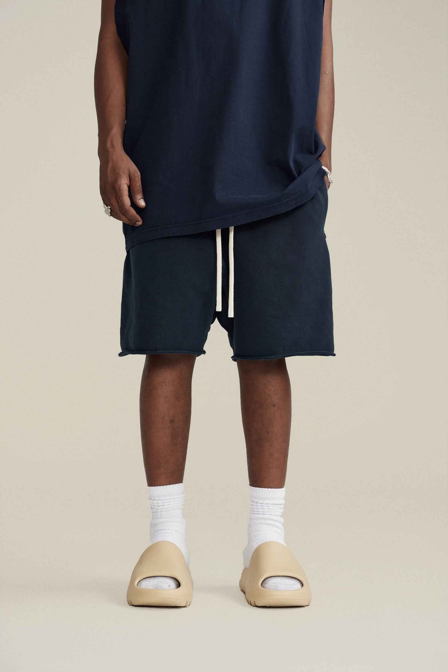410GSM Men's Distressed Vintage-Wash Raw-Hem Shorts