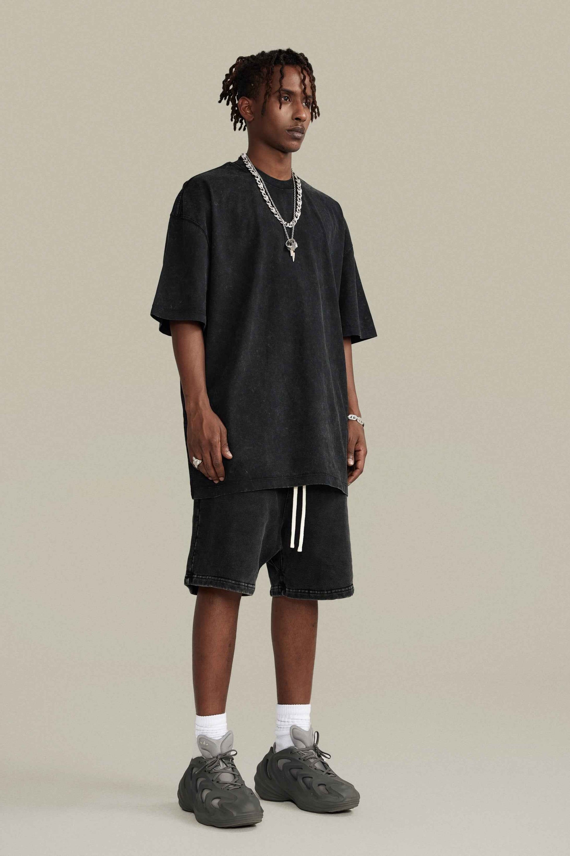260GSM Unisex Heavyweight Re-Washed Distressed Crew Tee