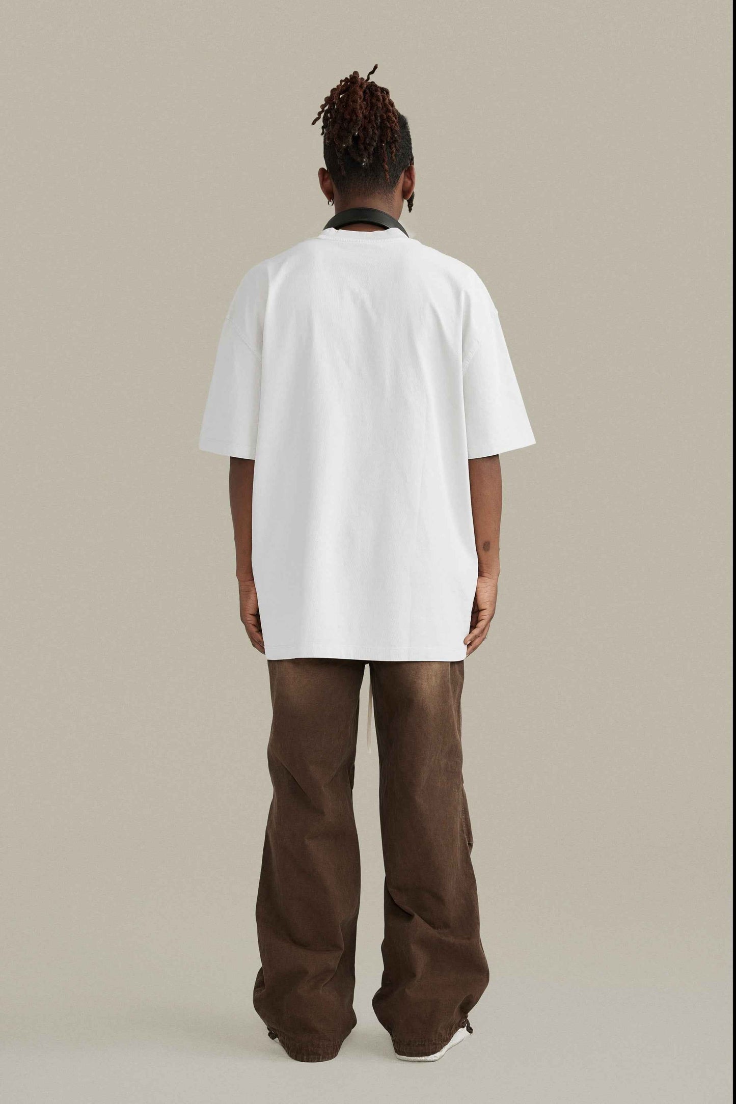 260GSM Unisex Heavyweight Re-Washed Distressed Crew Tee