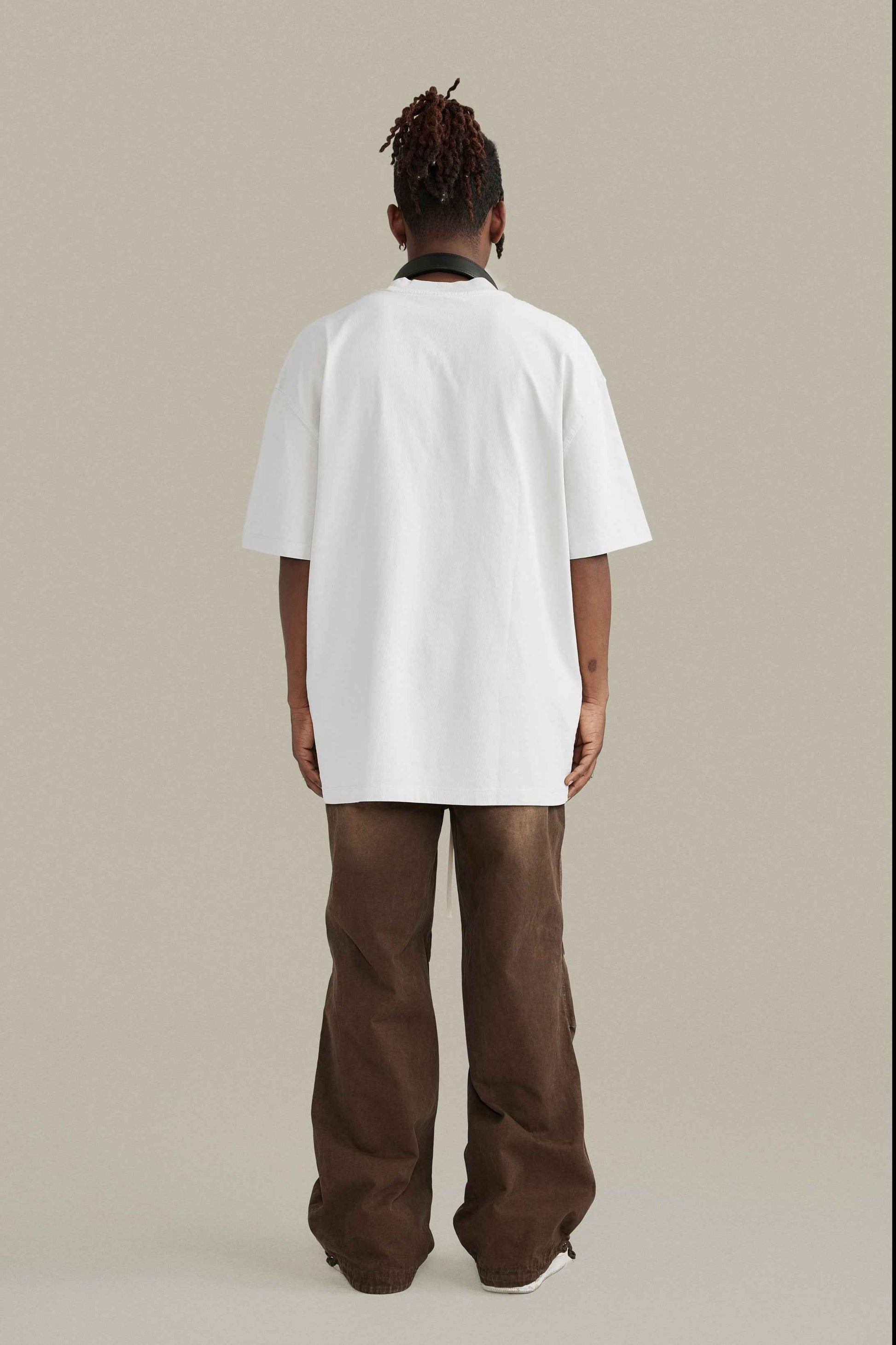 260GSM Unisex Heavyweight Re-Washed Distressed Crew Tee