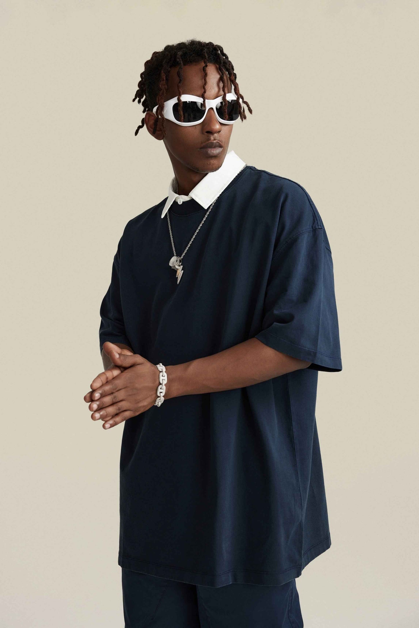260GSM Unisex Heavyweight Re-Washed Distressed Crew Tee