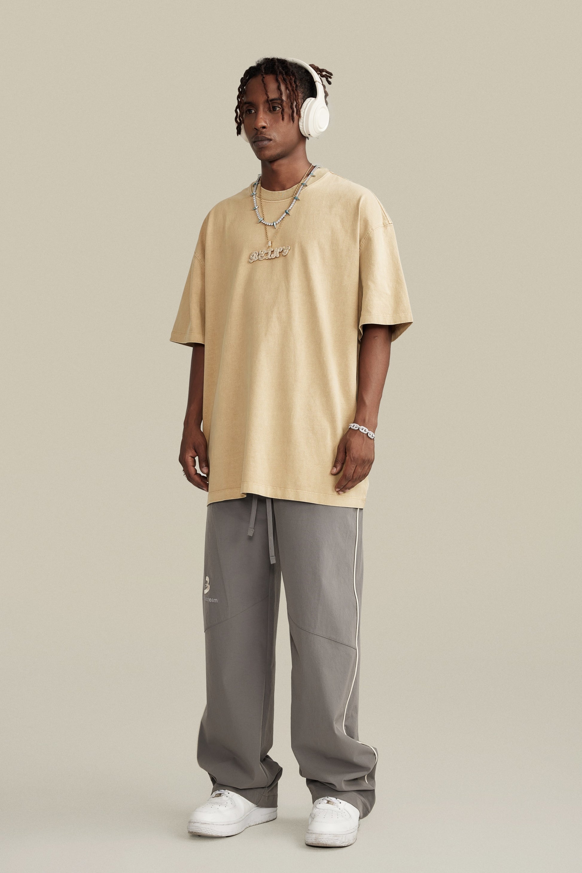 260GSM Unisex Heavyweight Re-Washed Distressed Crew Neck T-shirt Khaki