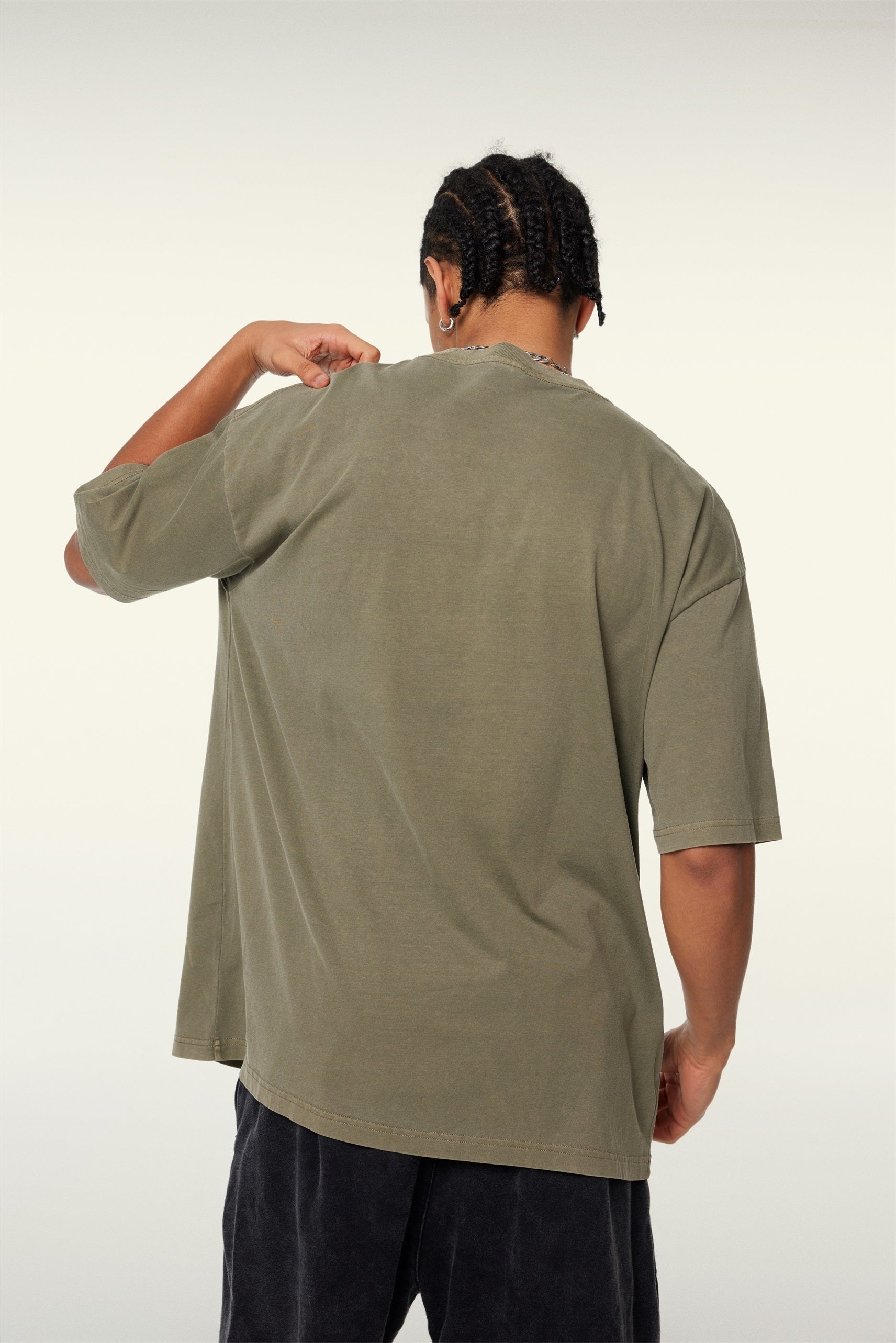 260GSM Unisex Heavyweight Re-Washed Distressed Crew Neck T-shirt Camel
