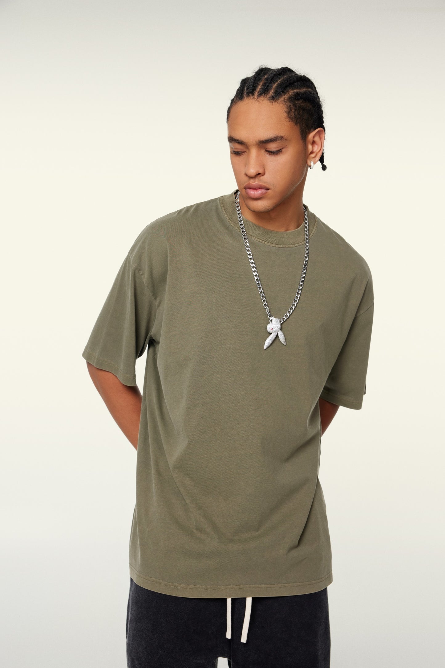 260GSM Unisex Heavyweight Re-Washed Distressed Crew Neck T-shirt Camel