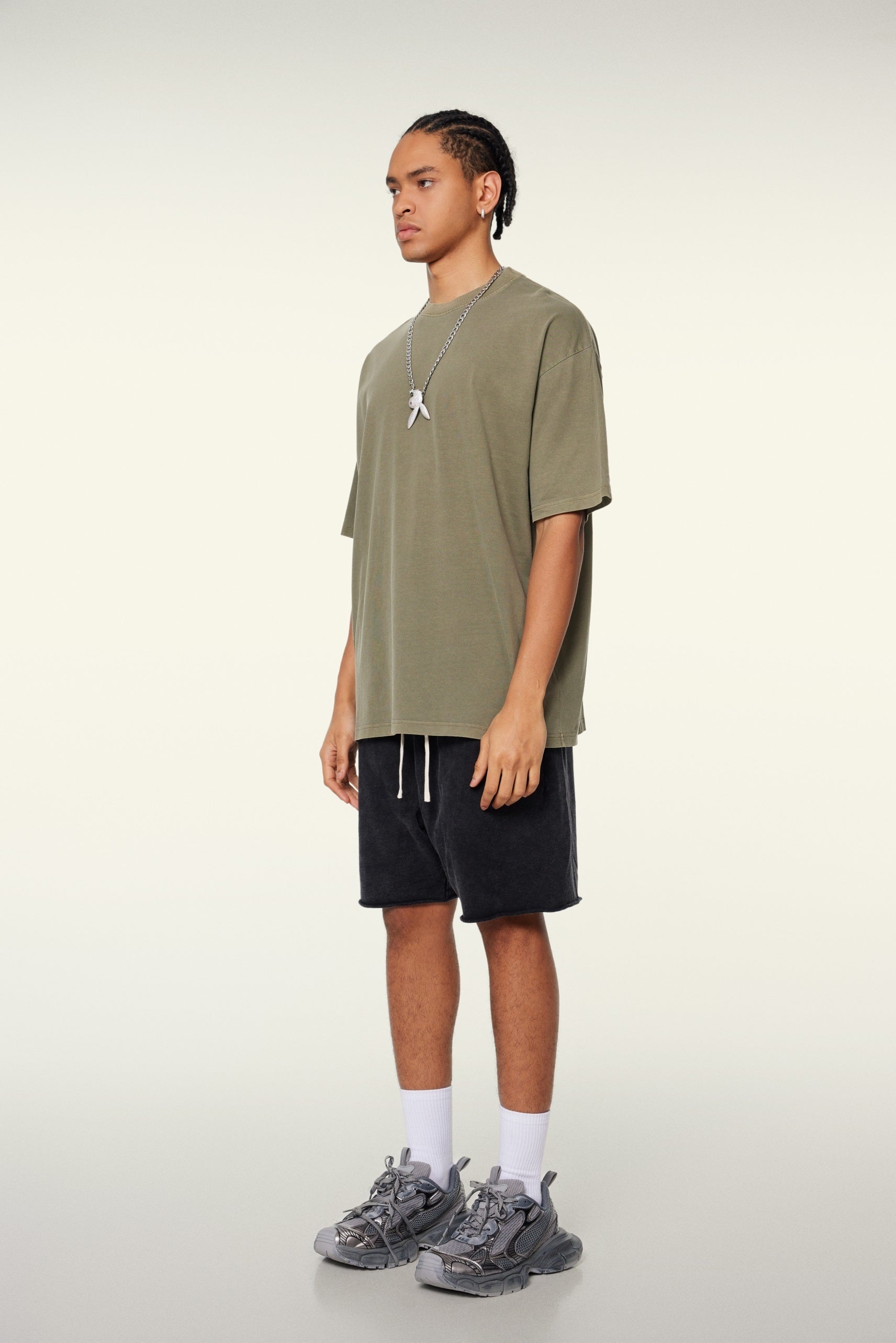 260GSM Unisex Heavyweight Re-Washed Distressed Crew Neck T-shirt Camel