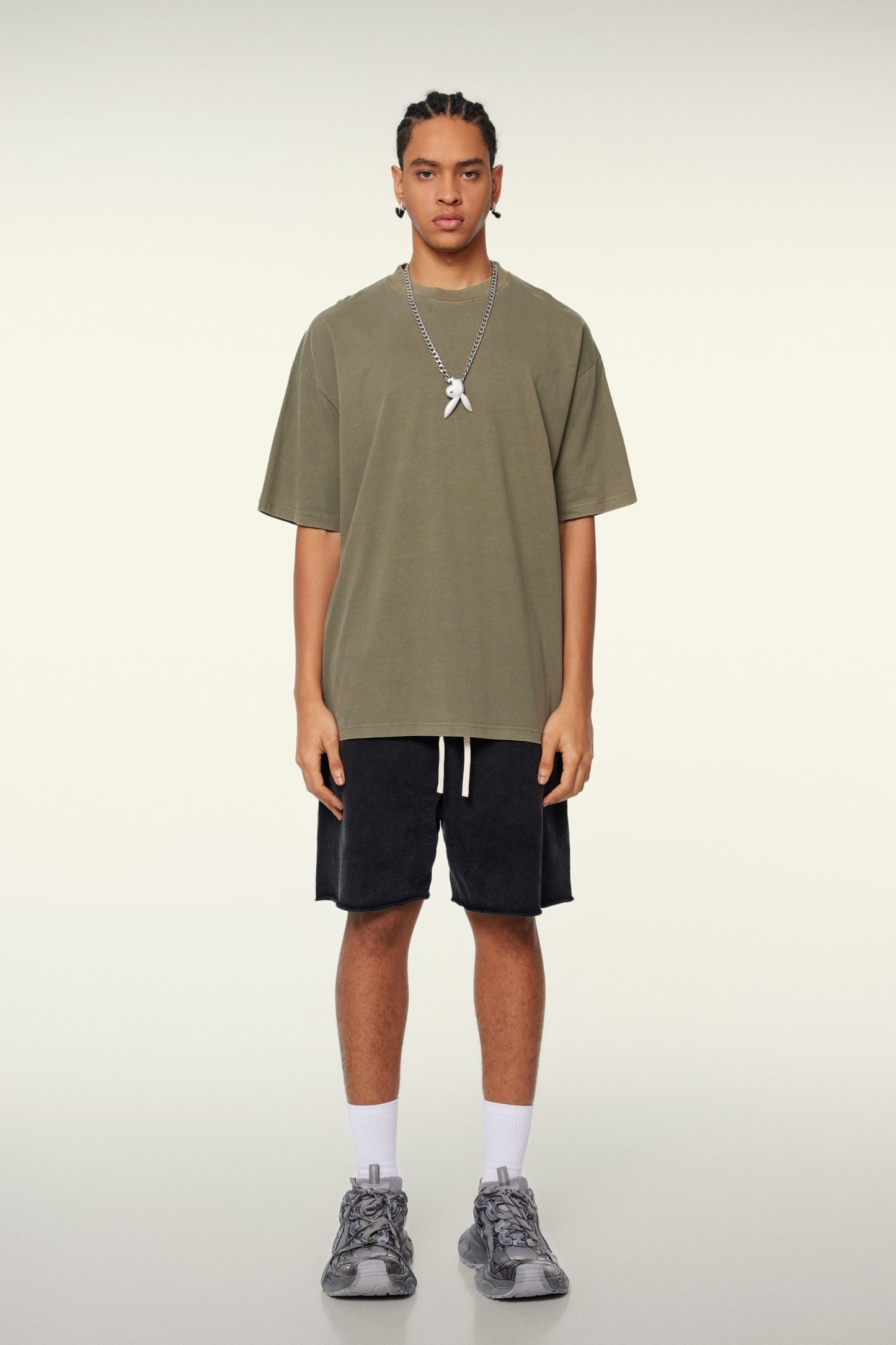 260GSM Unisex Heavyweight Re-Washed Distressed Crew Neck T-shirt Camel