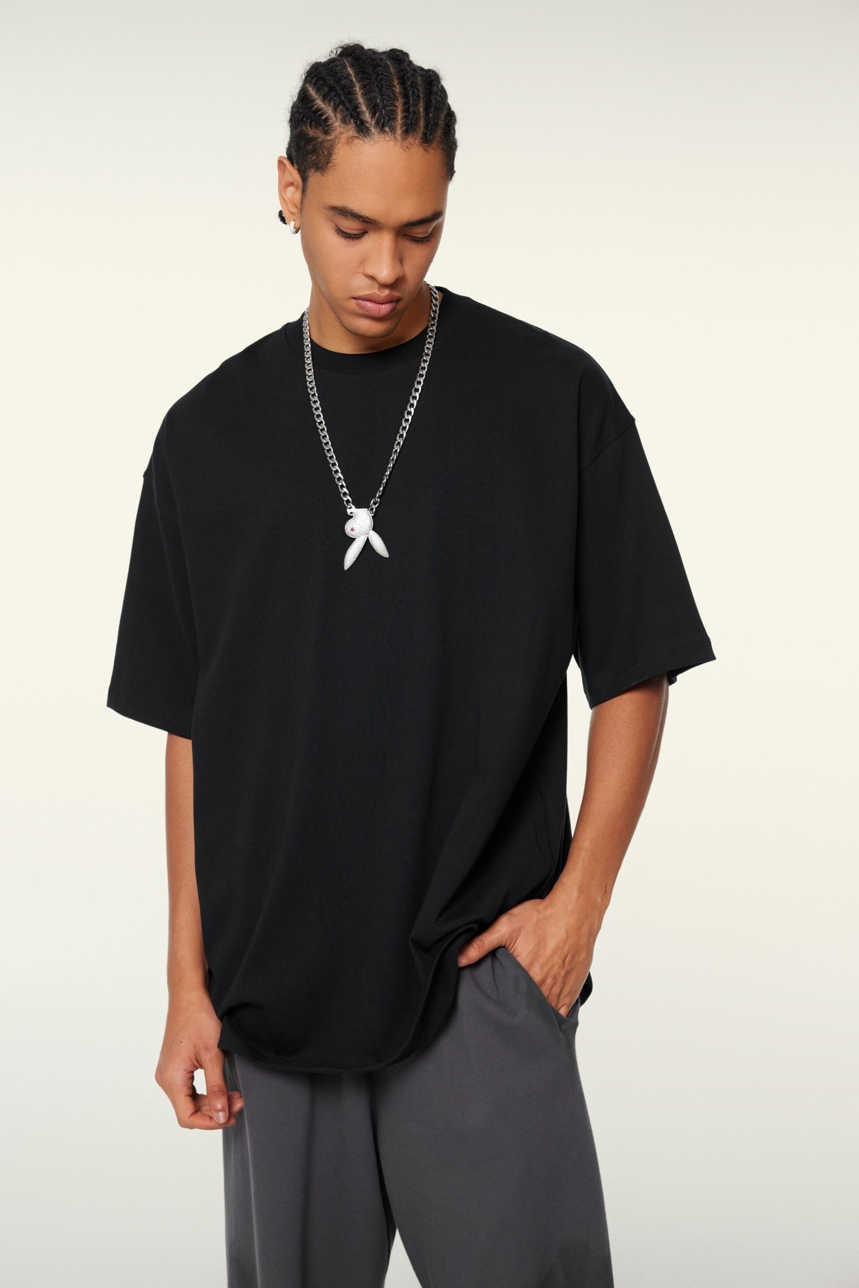 260GSM Unisex Heavyweight Re-Washed Distressed Crew Neck T-shirt Black