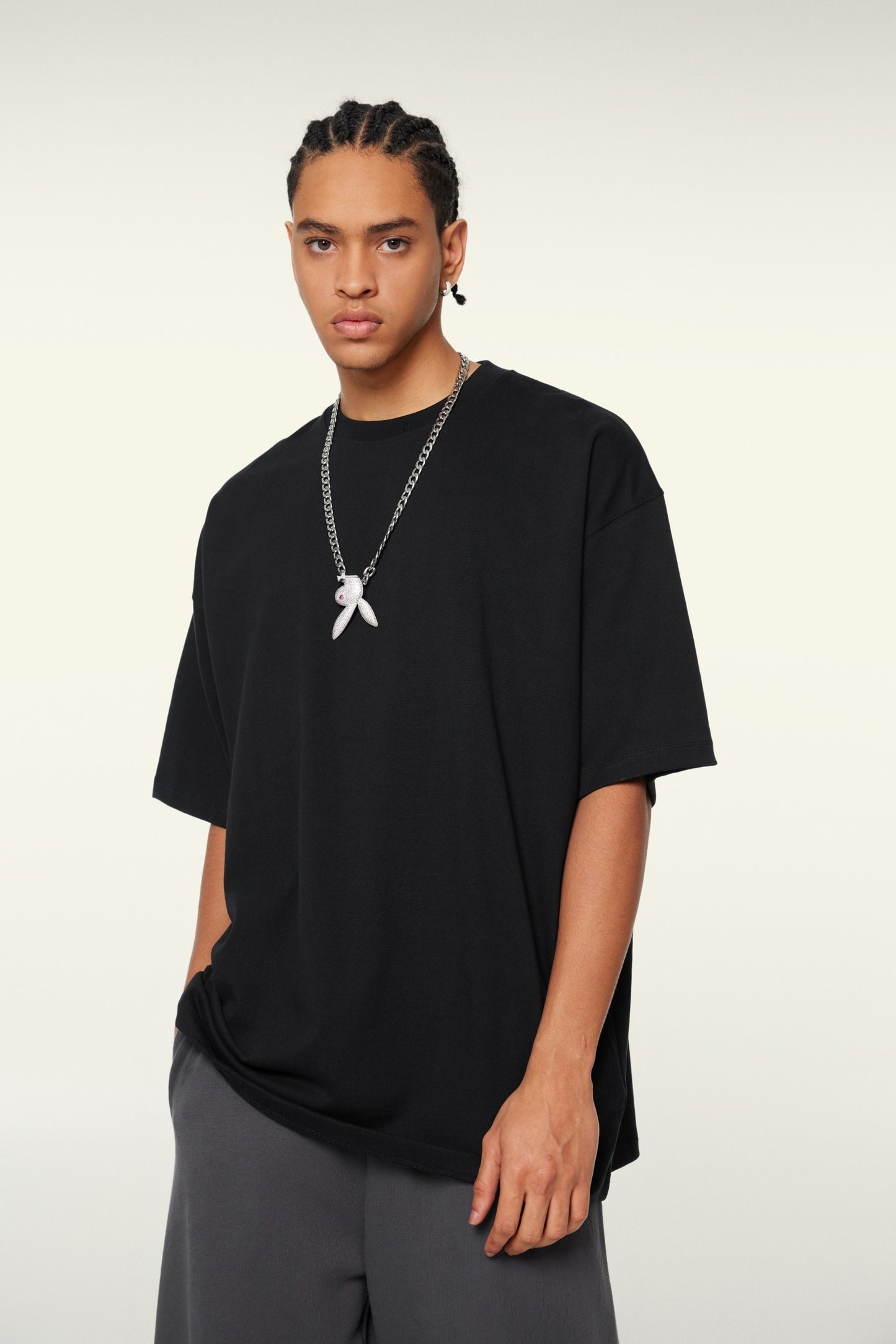 260GSM Unisex Heavyweight Re-Washed Distressed Crew Neck T-shirt Black