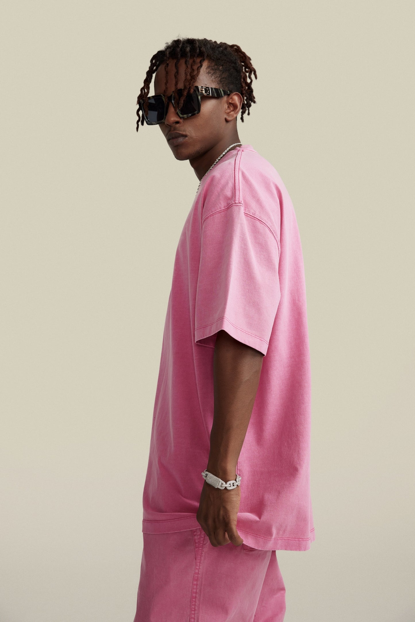 260GSM Unisex Heavyweight Re-Washed Distressed Crew Neck T-shirt Pink