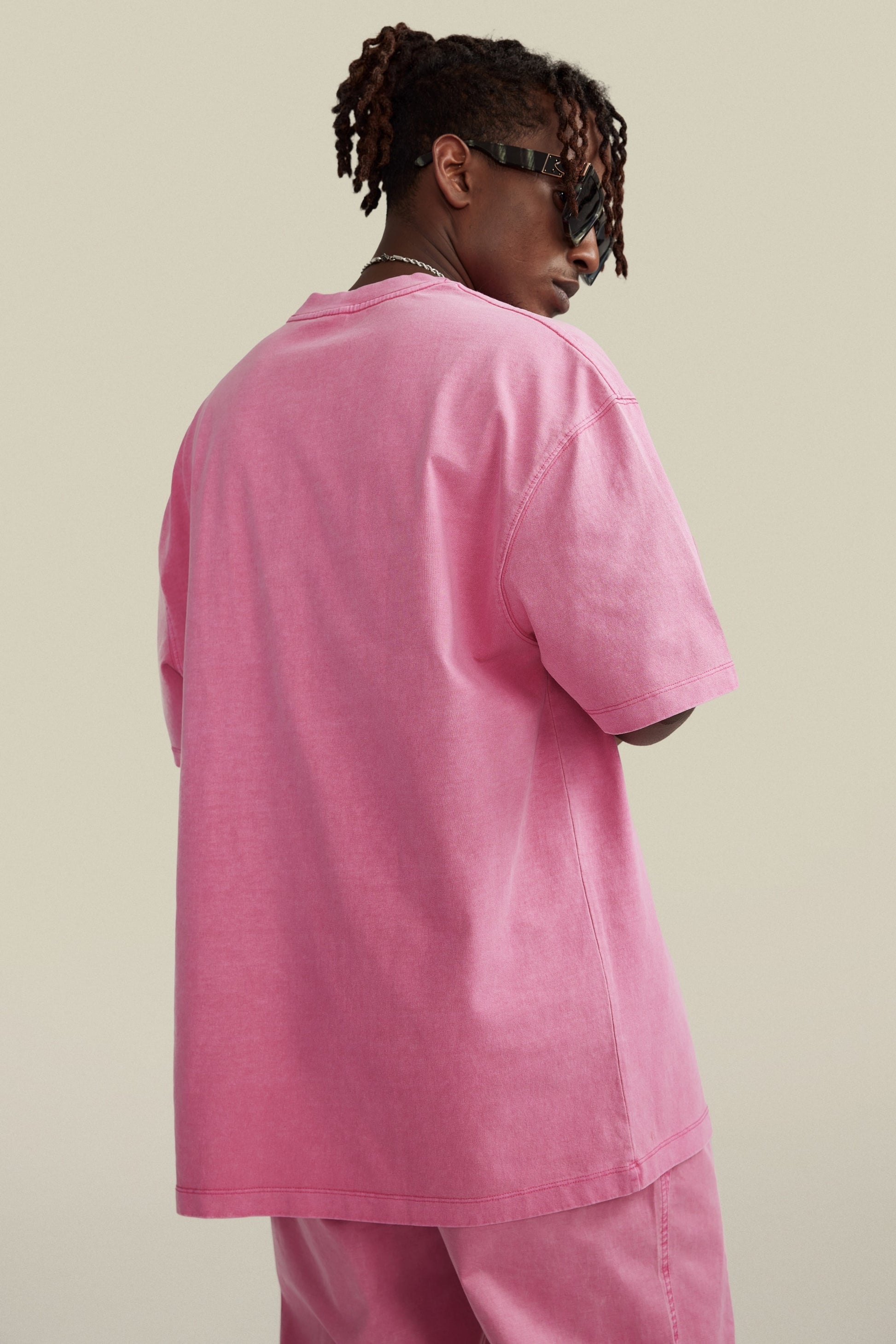 260GSM Unisex Heavyweight Re-Washed Distressed Crew Neck T-shirt Pink