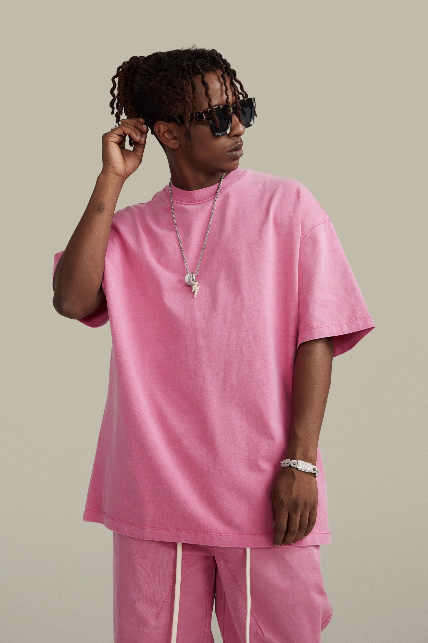 260GSM Unisex Heavyweight Re-Washed Distressed Crew Neck T-shirt Pink