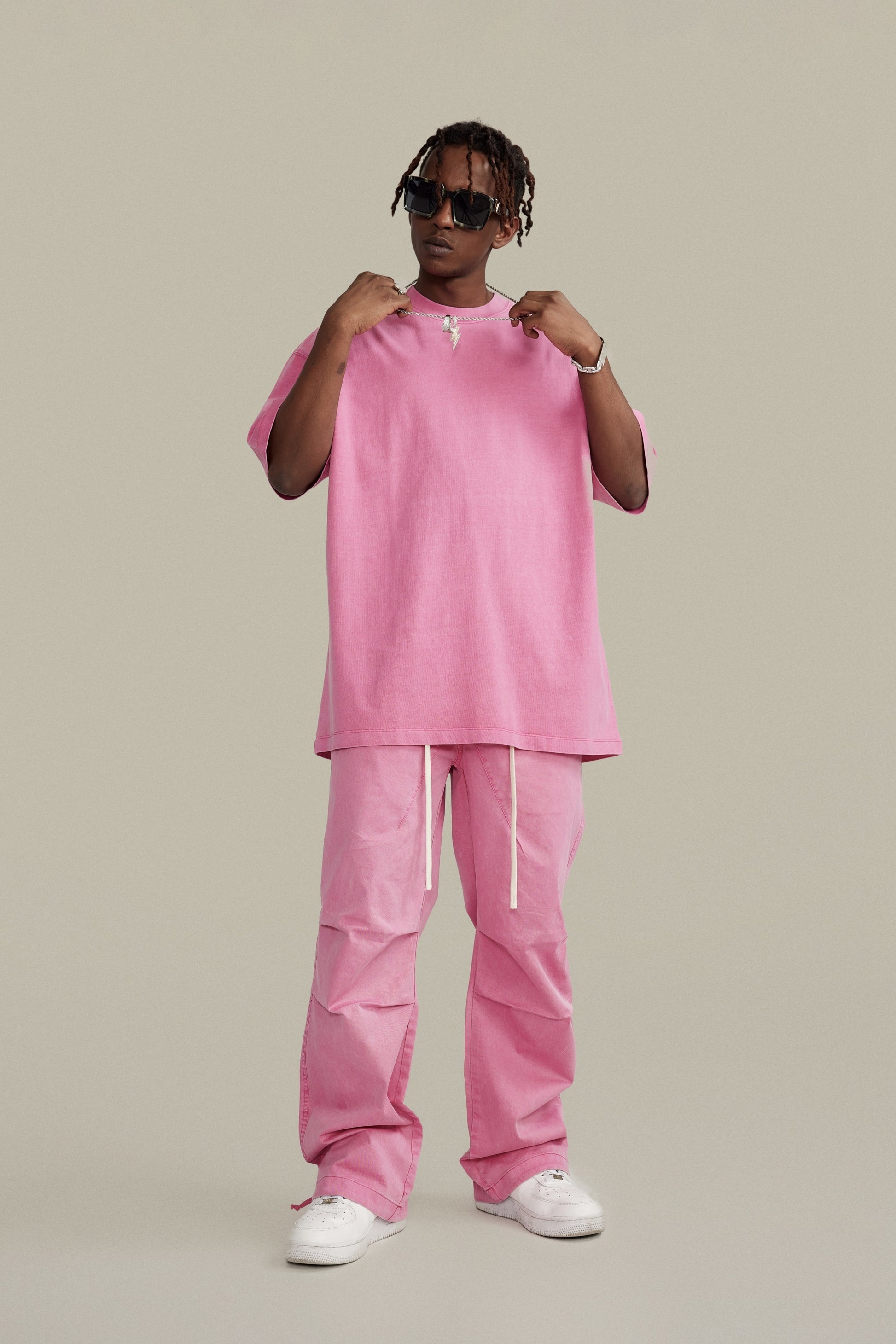 260GSM Unisex Heavyweight Re-Washed Distressed Crew Neck T-shirt Pink