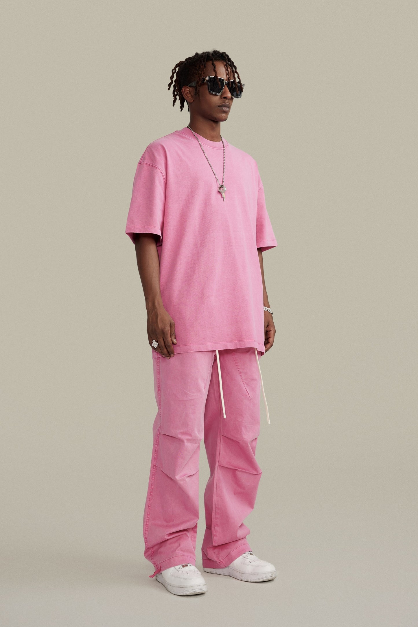 260GSM Unisex Heavyweight Re-Washed Distressed Crew Neck T-shirt Pink