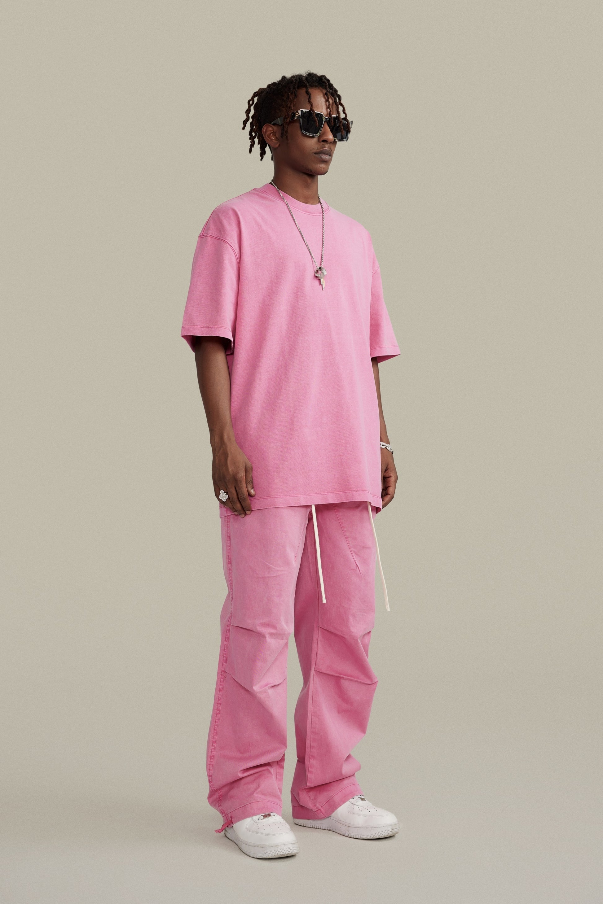260GSM Unisex Heavyweight Re-Washed Distressed Crew Neck T-shirt Pink