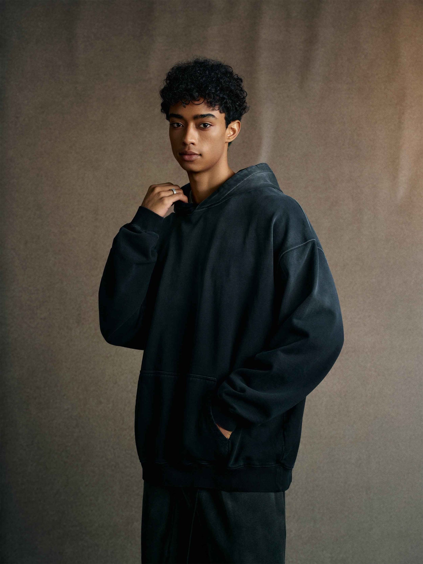 480GSM Unisex Monkey Wash Heavyweight French Terry Hoodie Sweater
