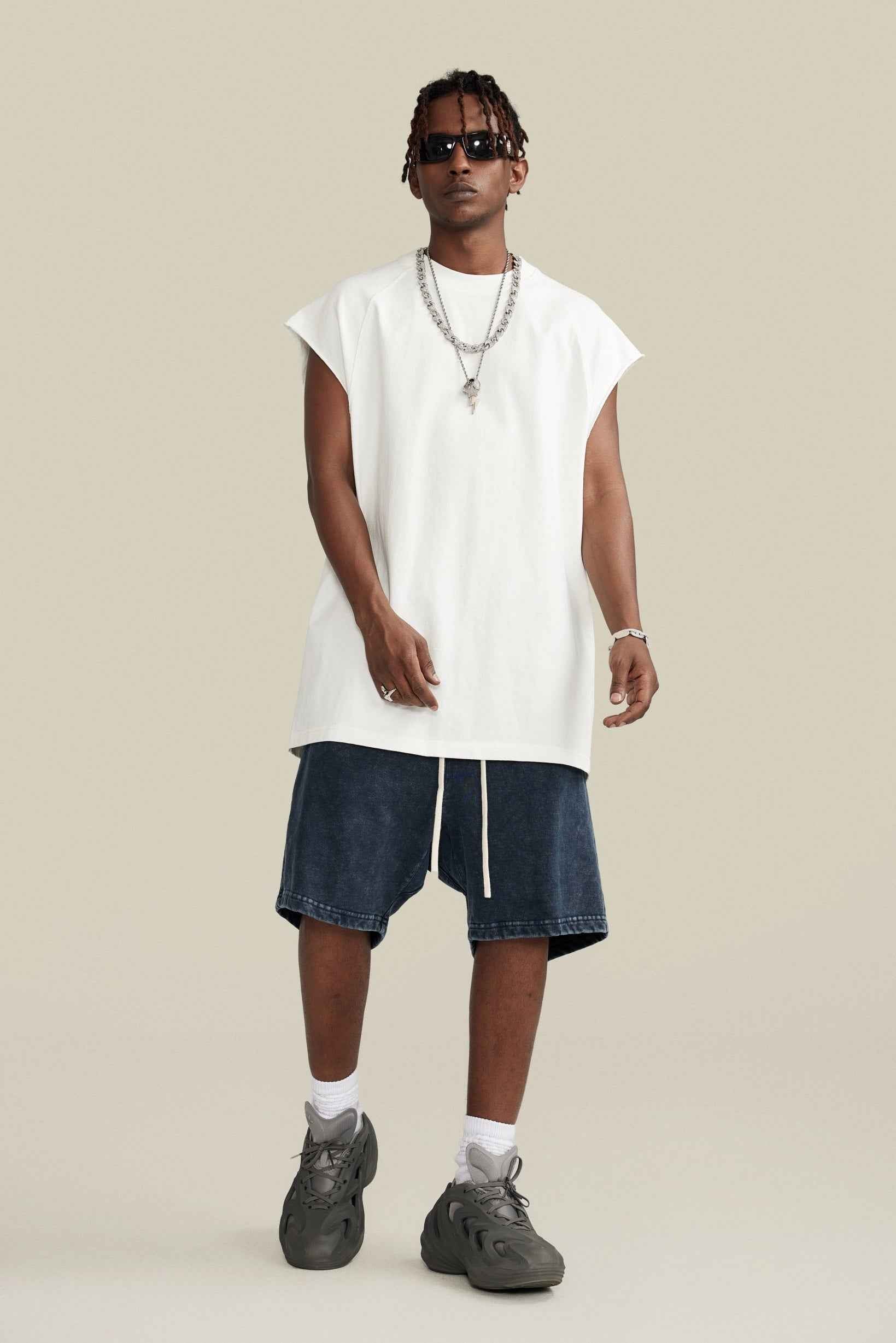 285GSM Men‘s Raglan-Style Snow-Wash Muscle Tee