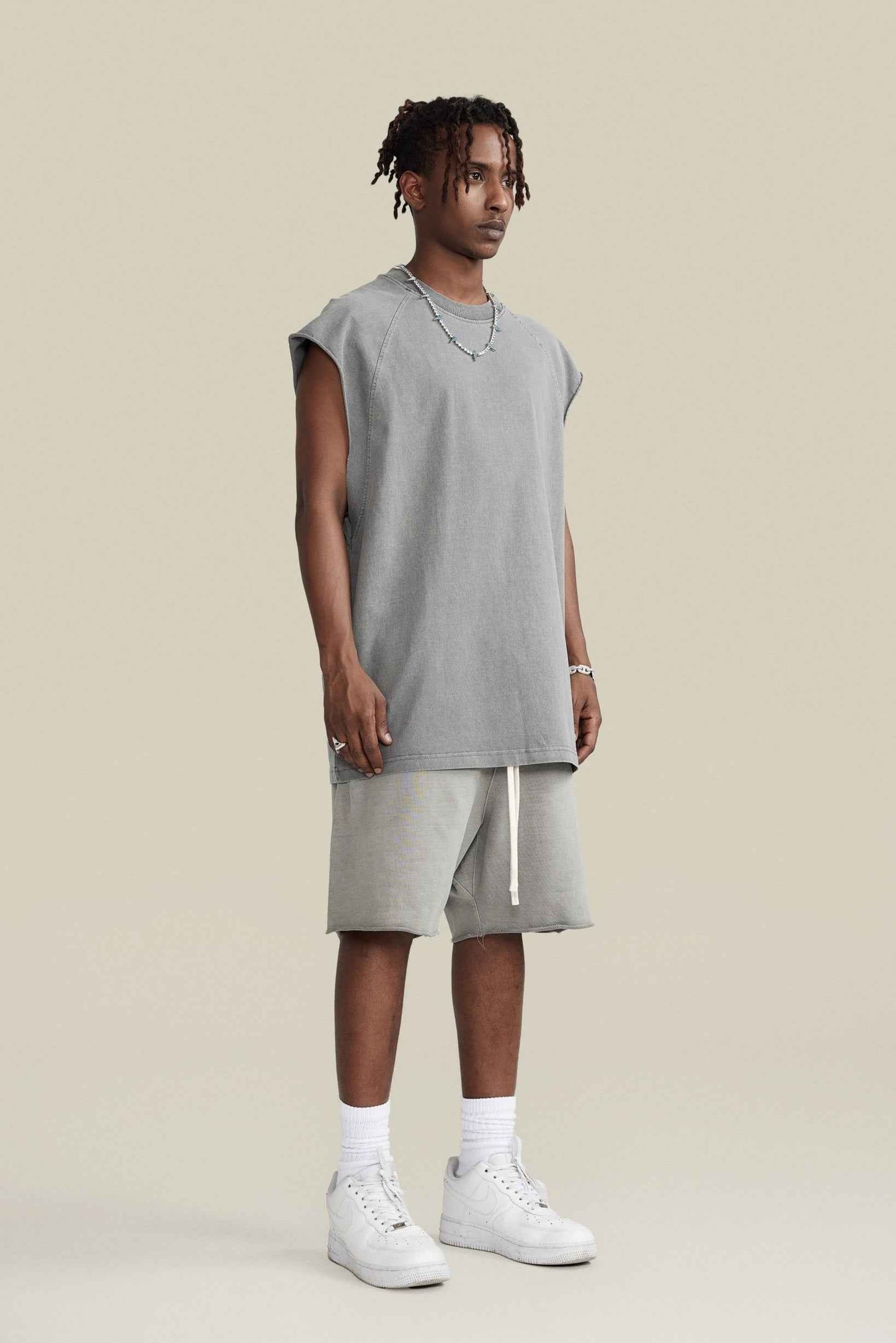 285GSM Men‘s Raglan-Style Snow-Wash Muscle Tee