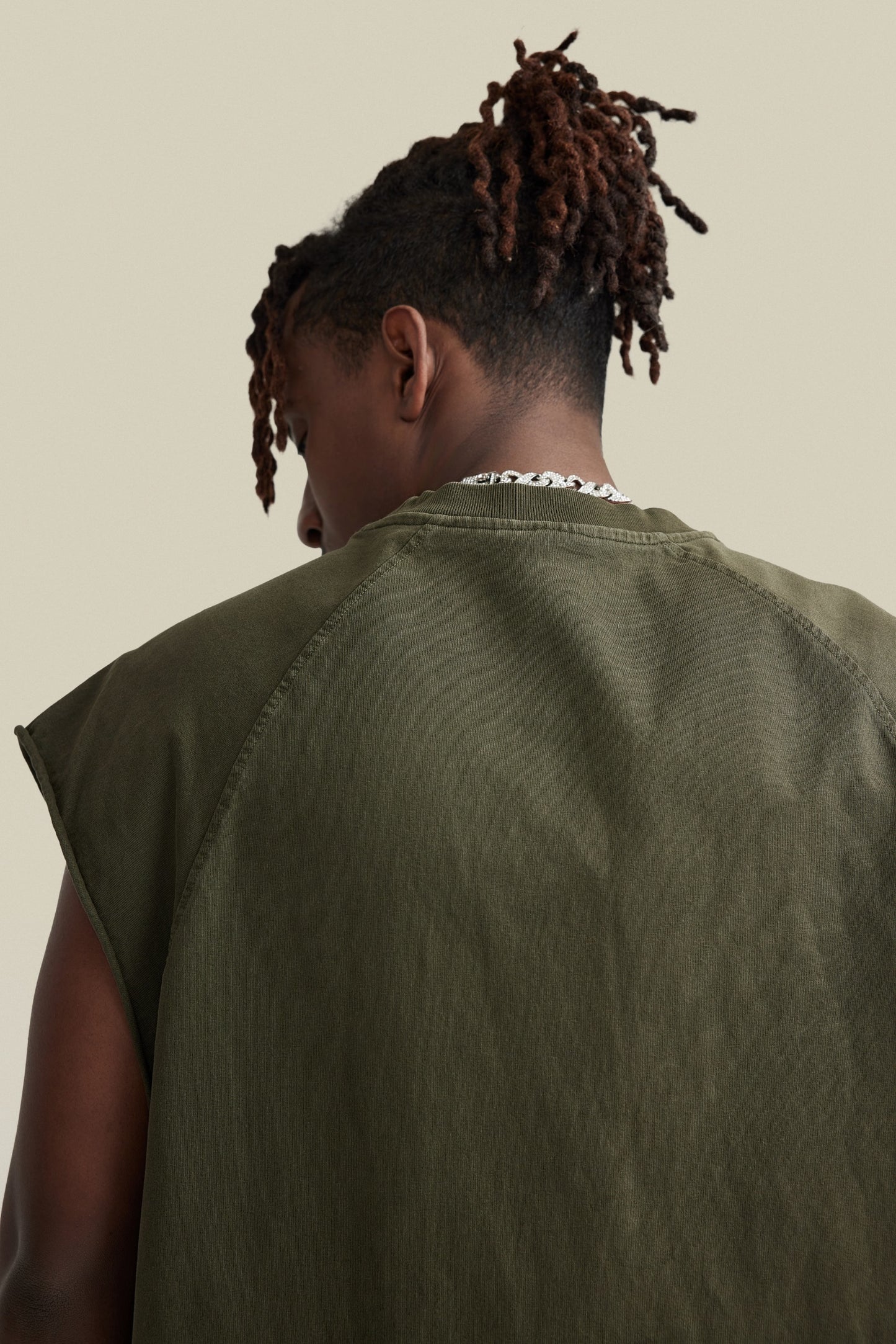 285GSM Men‘s Raglan-Style Snow-Wash Tank Top Military Green