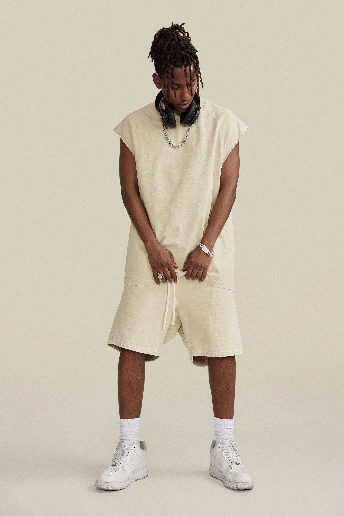 285GSM Men‘s Raglan-Style Snow-Wash Tank Top Grey Apricot
