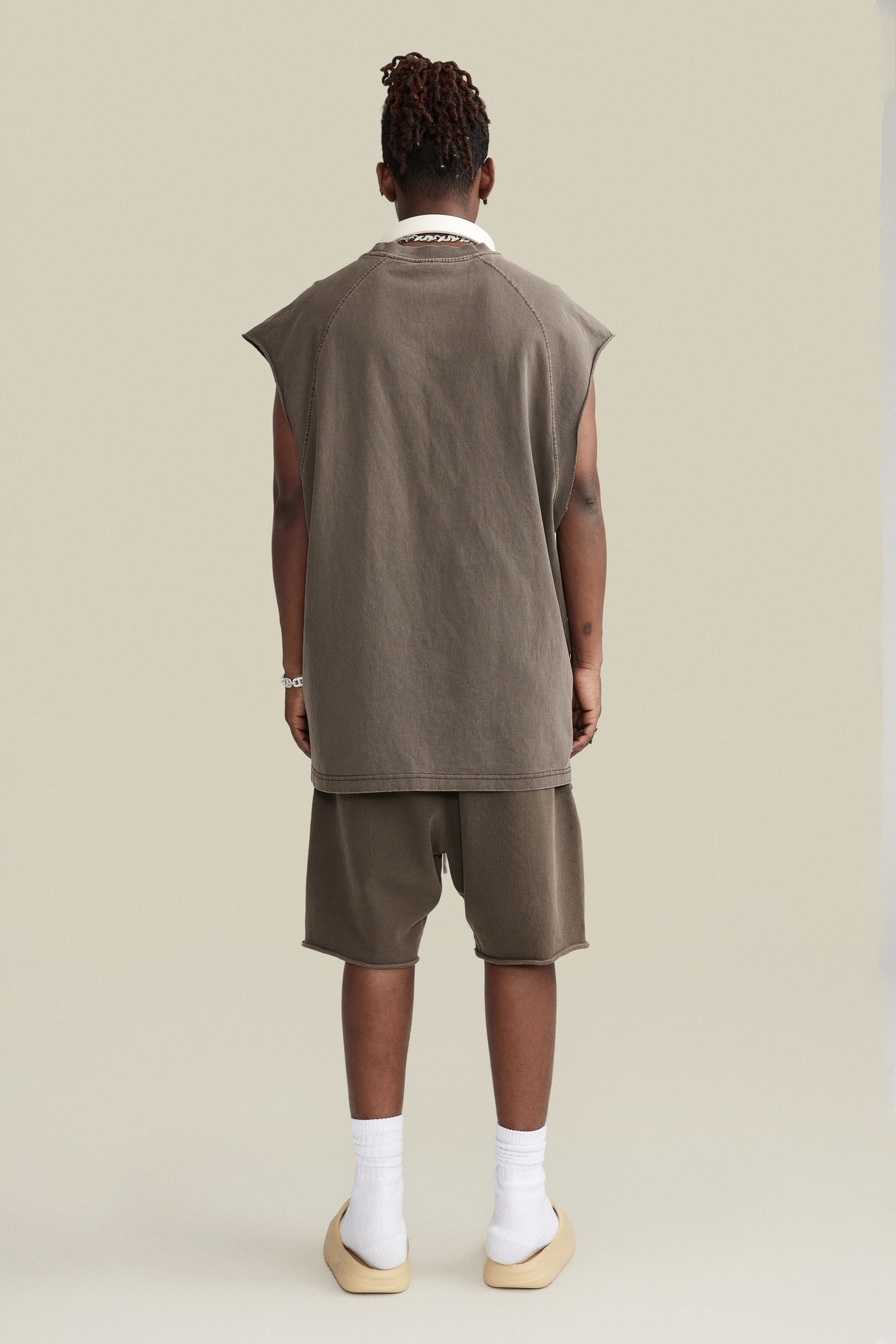285GSM Men‘s Raglan-Style Snow-Wash Tank Top Coffee Brown