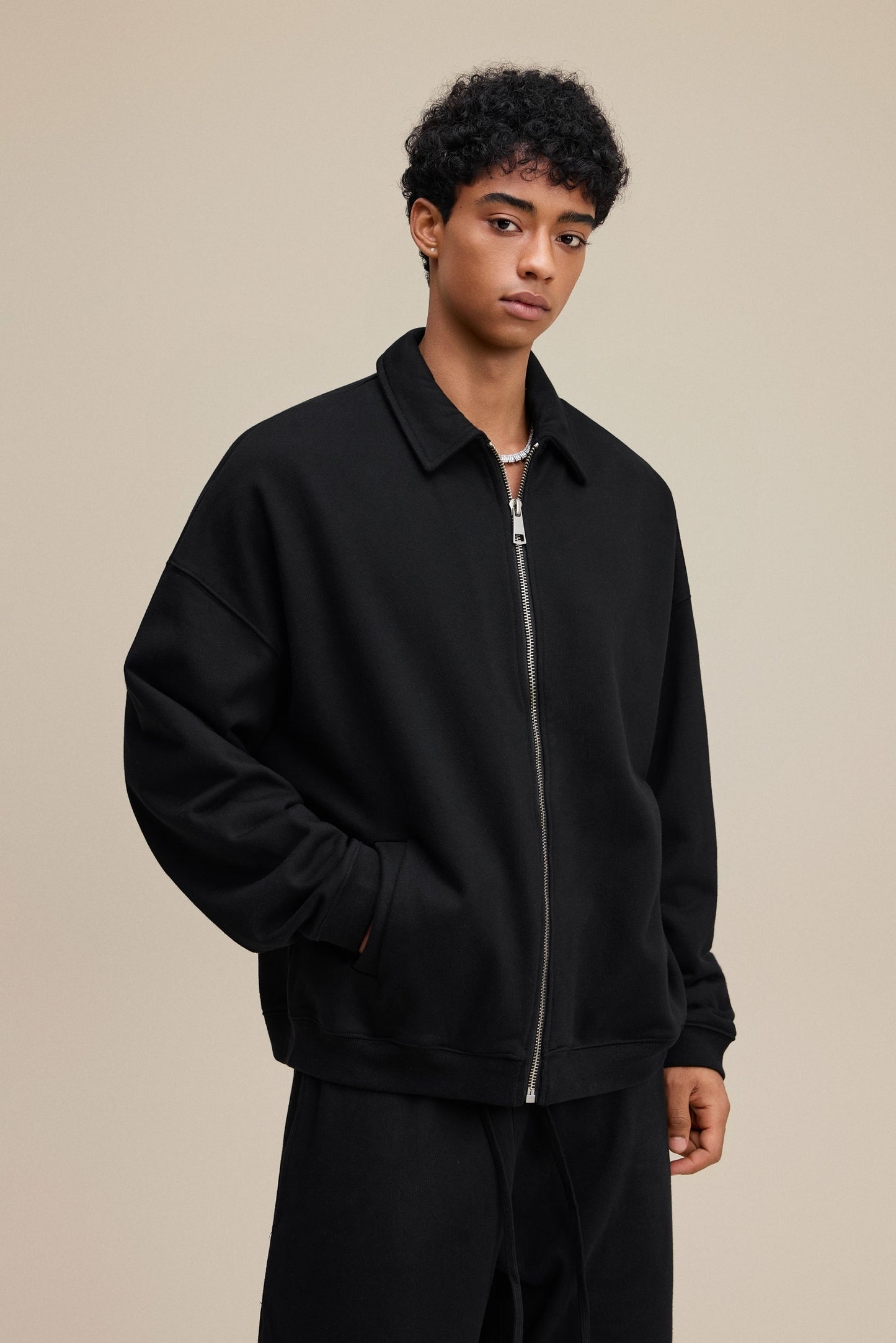 445GSM Unisex Heavyweight Zip-Up Collared Sweatshirt Black