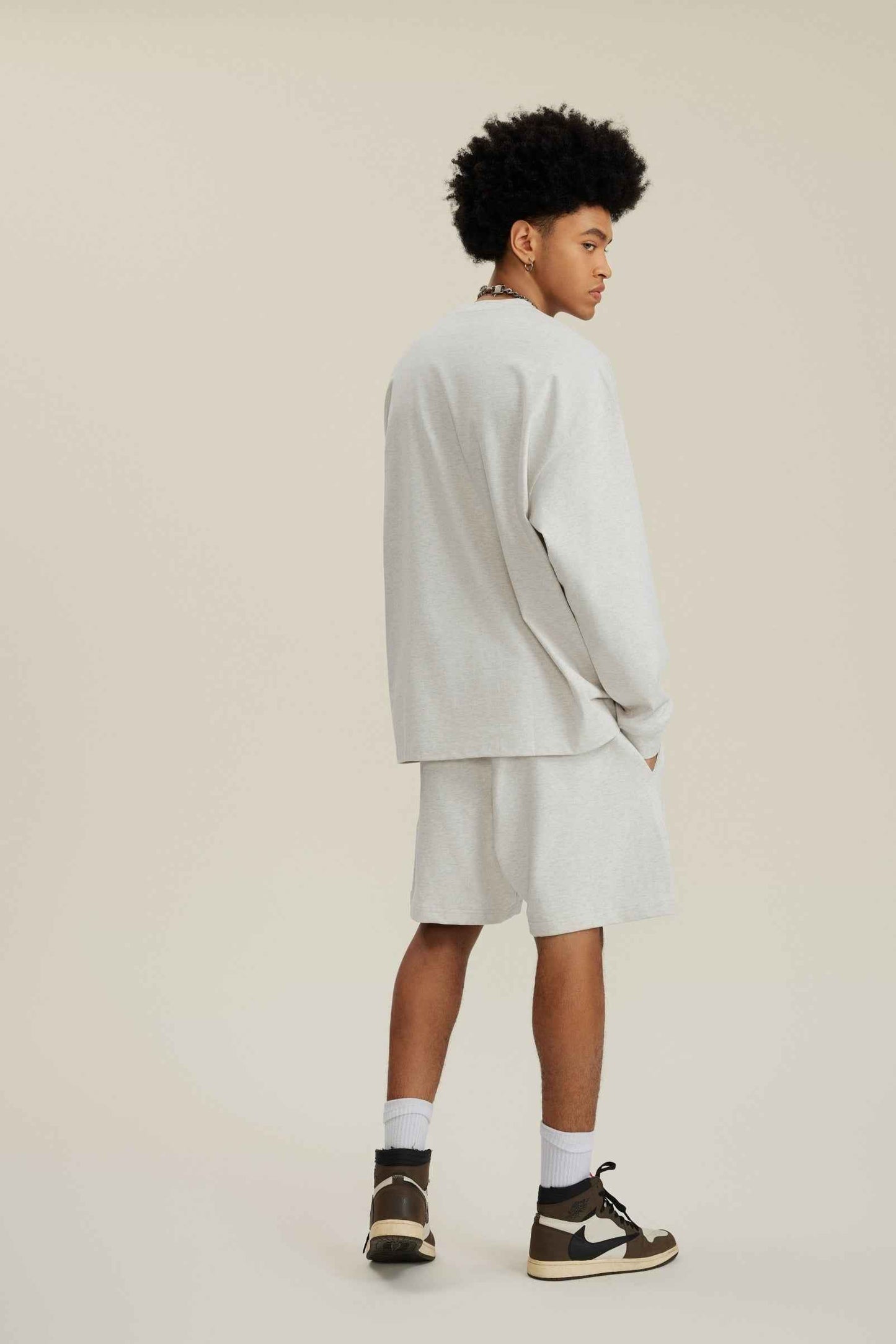 305GSM Unisex Premium Heavyweight Double-Yarn Plain Fabric Earth-Tone Basic Layering Long sleeve Tee