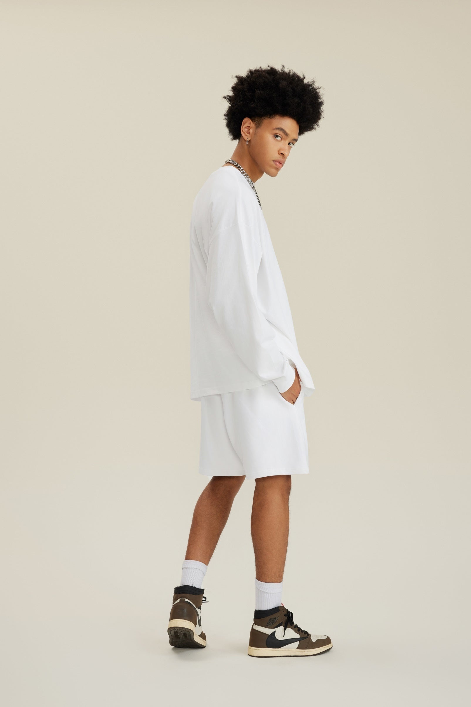 305GSM Unisex Premium Heavyweight Double-Yarn Plain Fabric Earth-Tone Basic Layering Long sleeve White