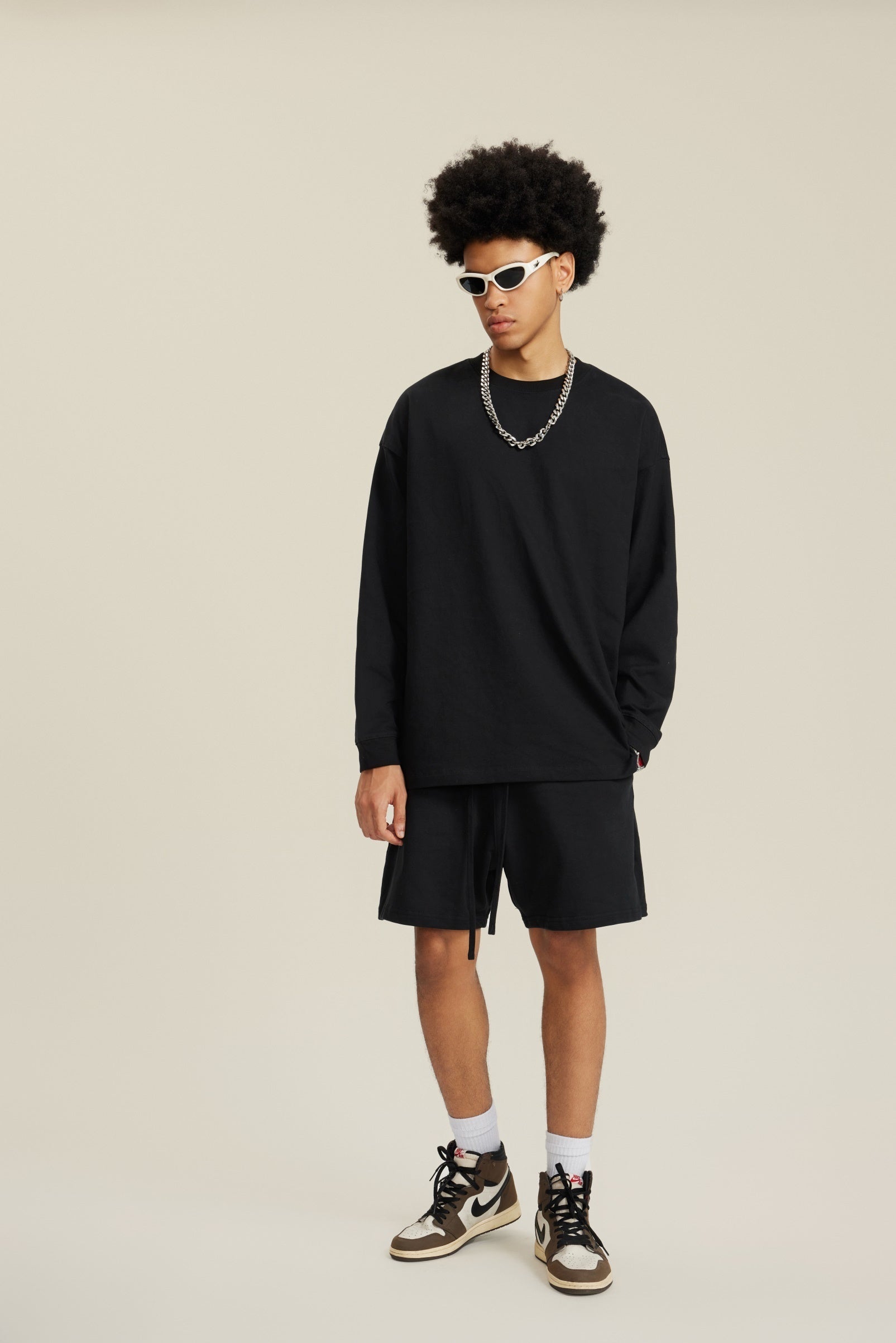305GSM Unisex Premium Heavyweight Double-Yarn Plain Fabric Earth-Tone Basic Layering Long sleeve Black