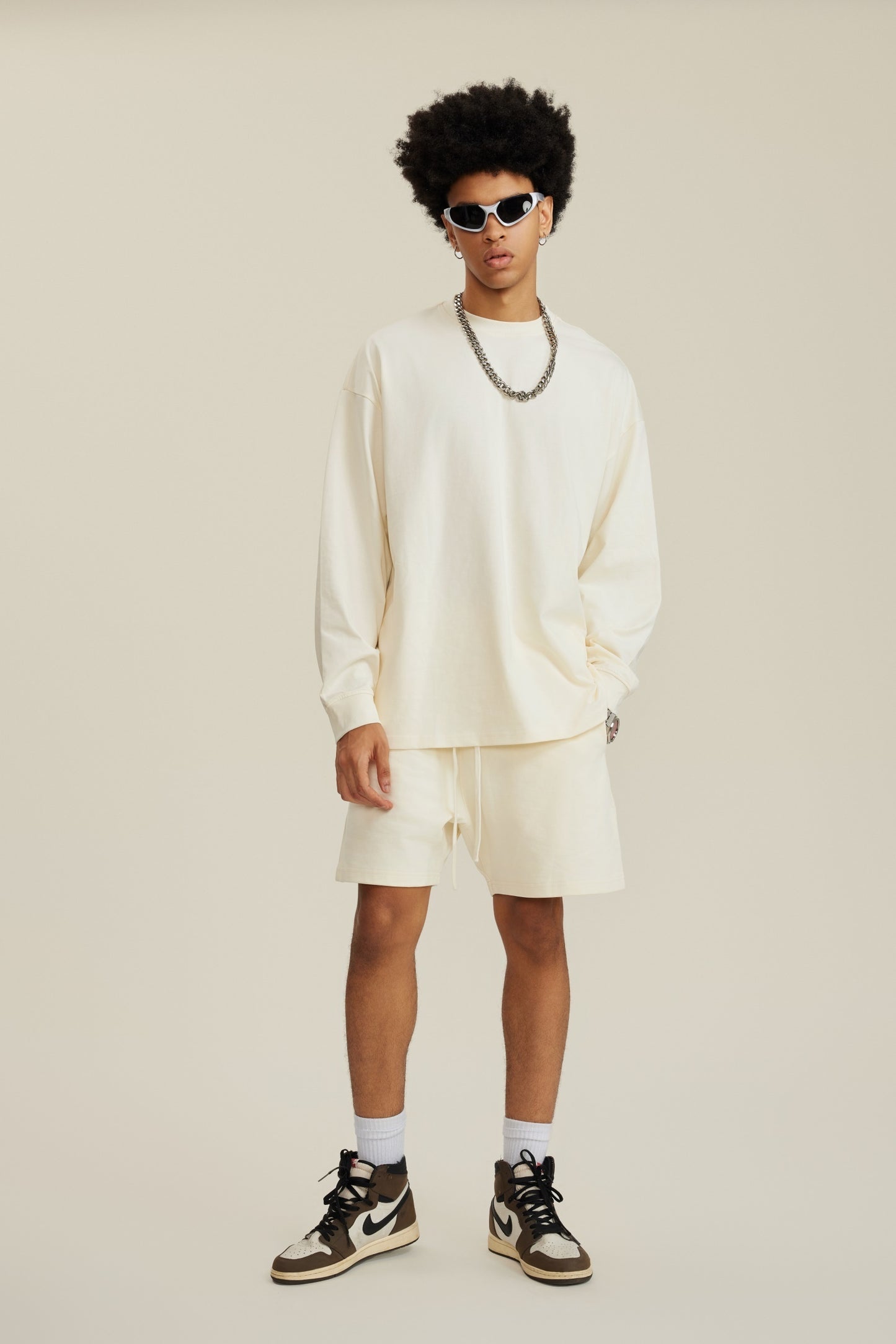 305GSM Unisex Premium Heavyweight Double-Yarn Plain Fabric Earth-Tone Basic Layering Long sleeve Milk Tea White