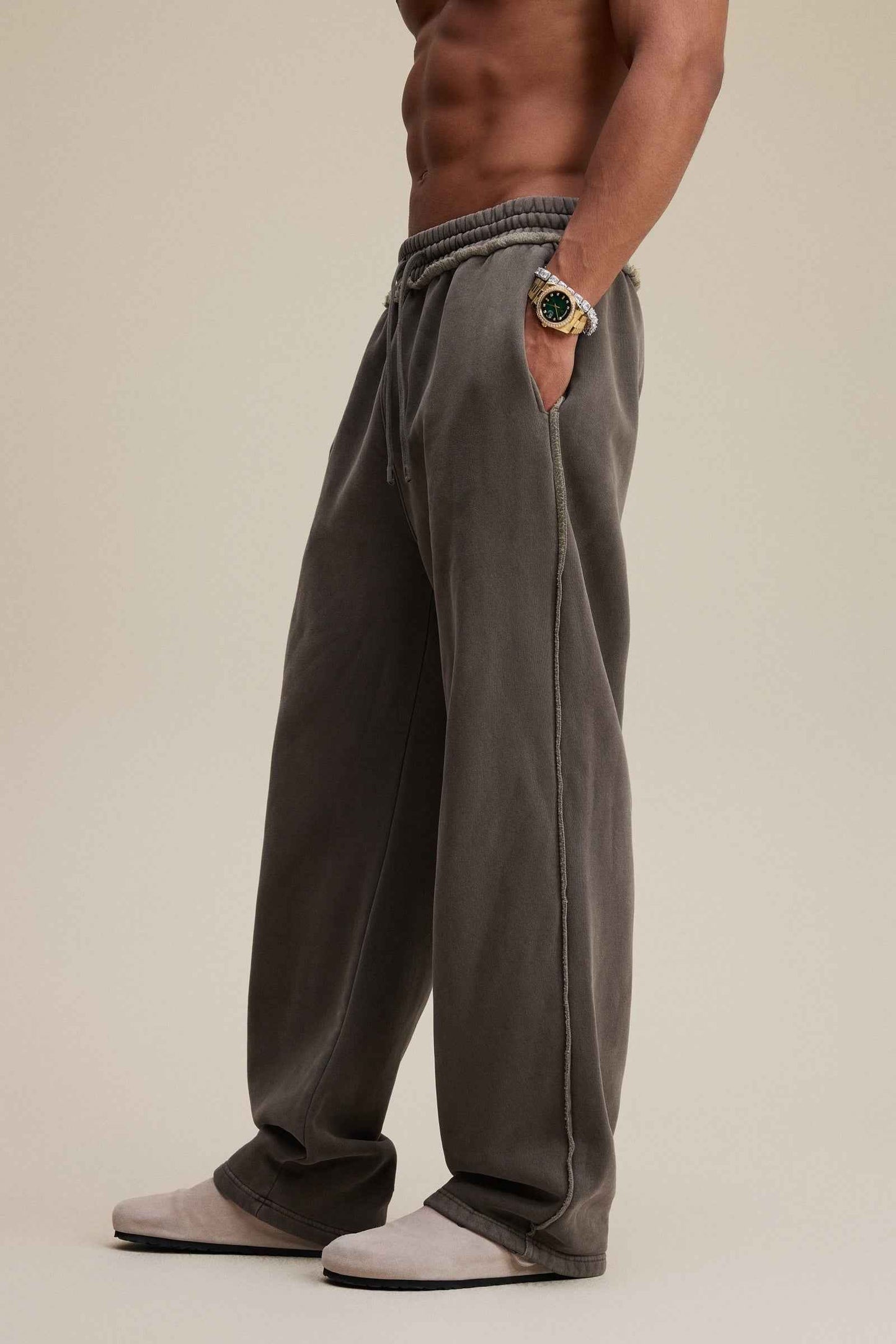 400GSM Men’s Raw-Edge Pigment-Wash Straight-Leg Pants