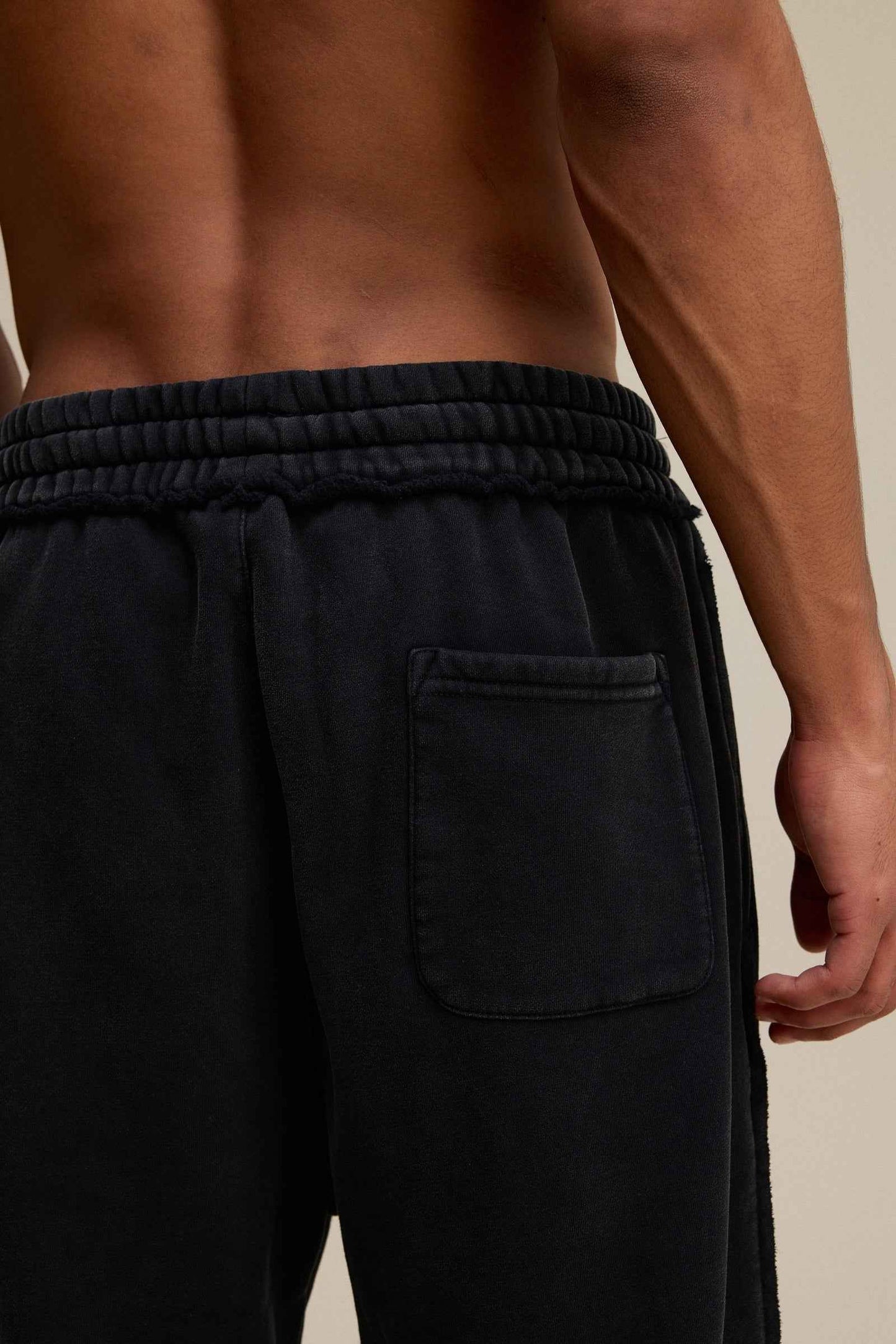 400GSM Men’s Raw-Edge Pigment-Wash Straight-Leg Pants