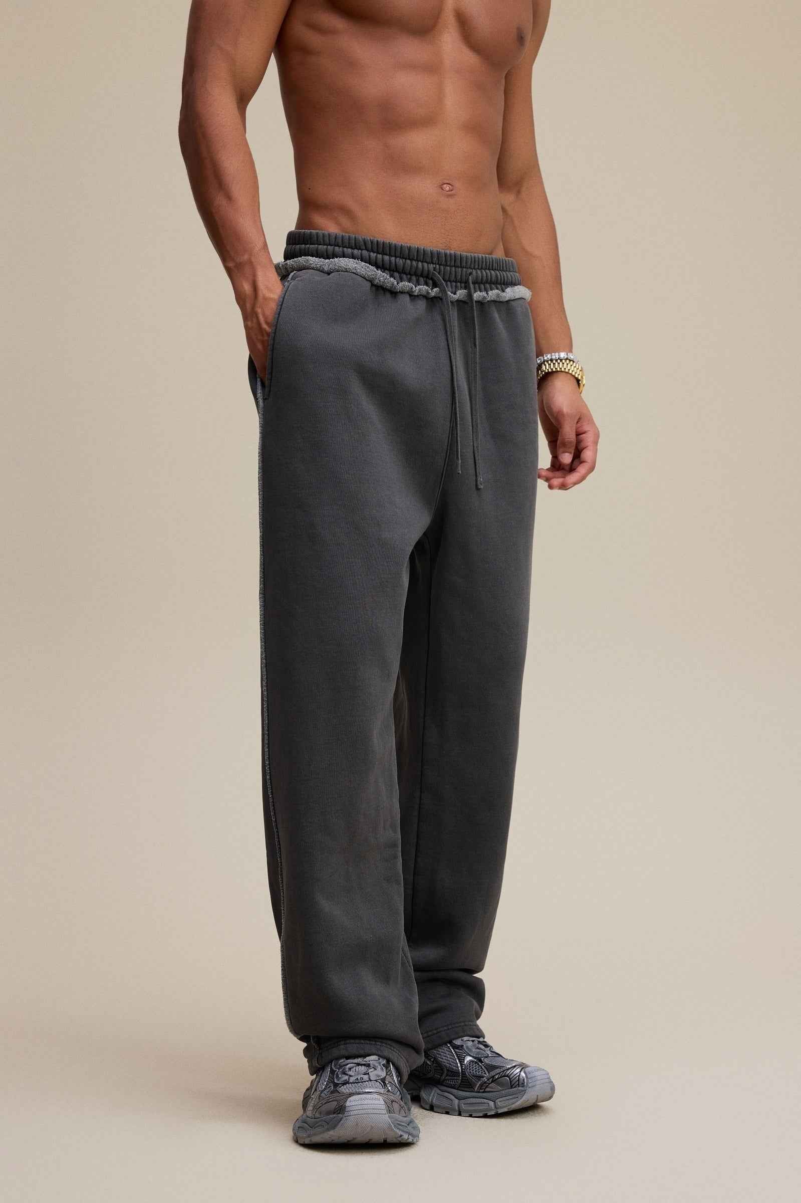 400GSM Men’s Raw-Edge Pigment-Wash Straight-Leg Pants